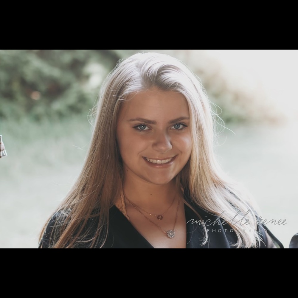 Meet your Posher, Jessica